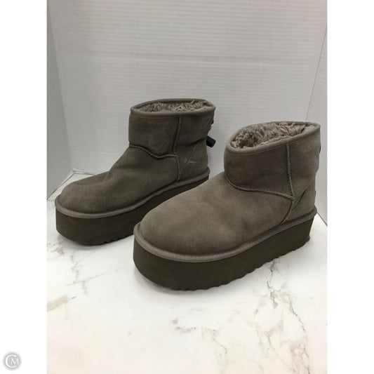 Boots Designer By Ugg In Grey, Size: 9