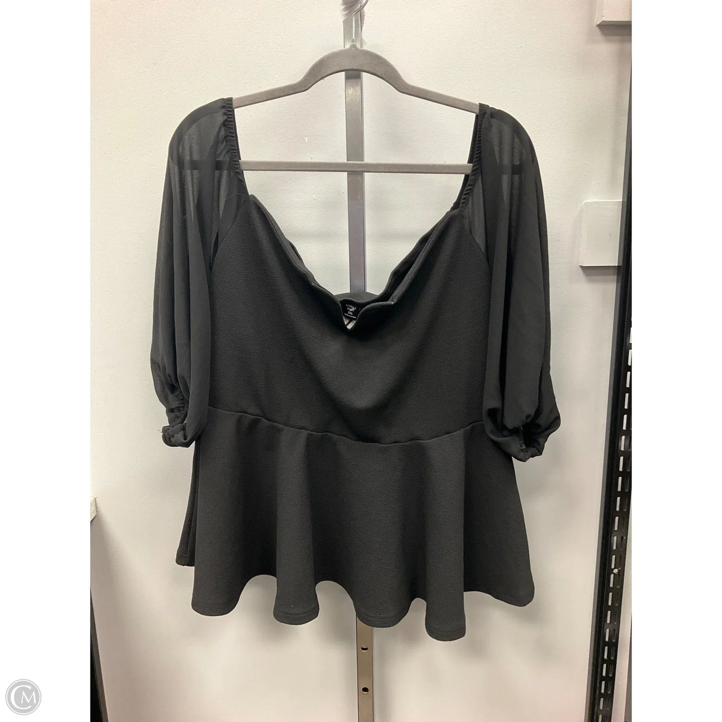 Top Short Sleeve By Shein In Black, Size: 2x
