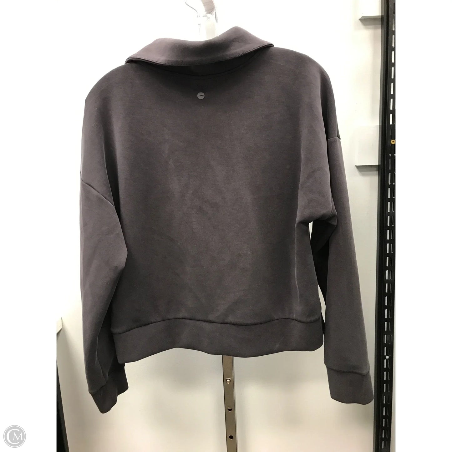 Athletic Top Long Sleeve Collar By Avia In Grey, Size: M