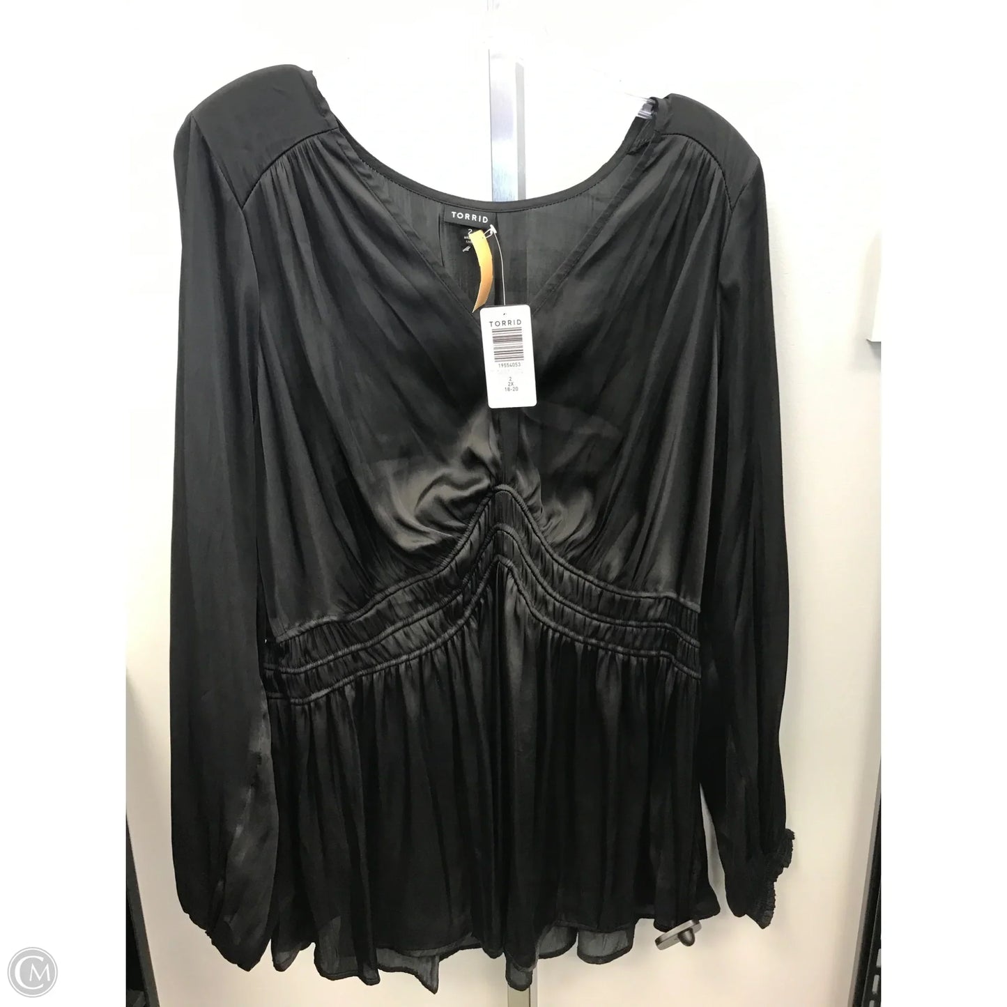 Top Long Sleeve By Torrid In Black, Size: 2x