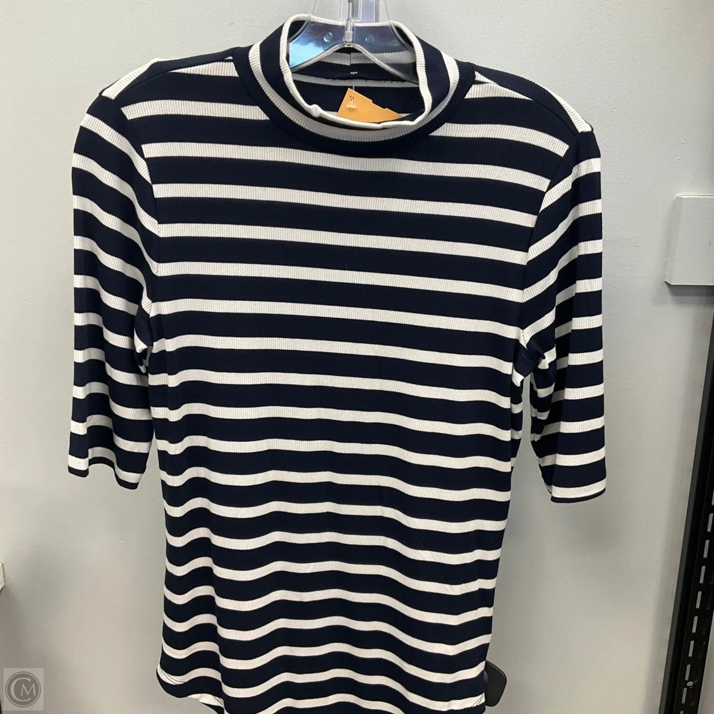 Top Short Sleeve By Gap In Striped Pattern, Size: M