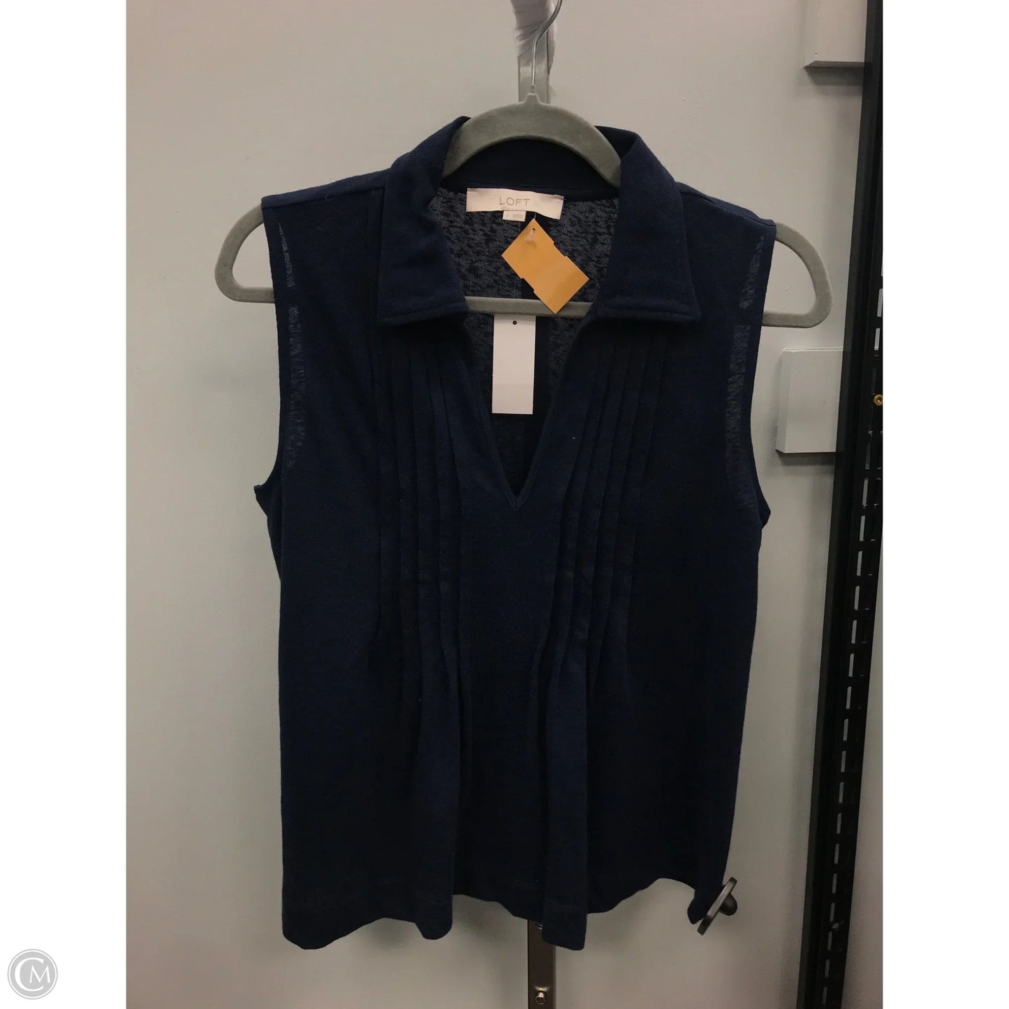 Top Sleeveless By Loft In Navy, Size: S