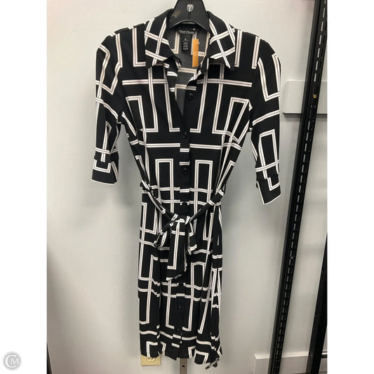 Dress Casual Short By White House Black Market In Black & White, Size: Xs