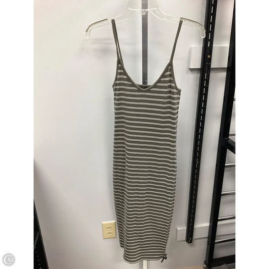 Dress Casual Midi By Wild Fable In Striped Pattern, Size: M