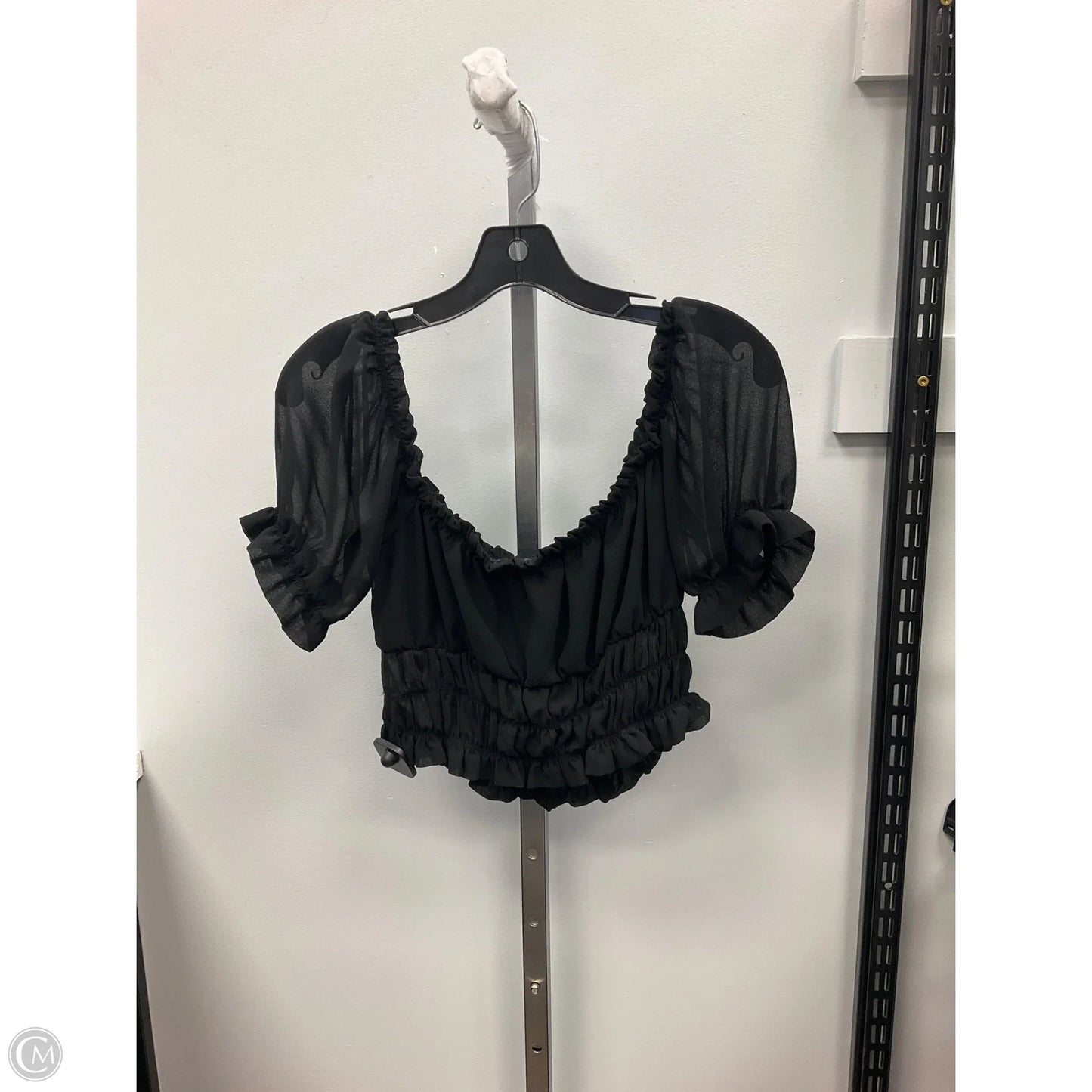 Top Short Sleeve By Forever 21 In Black, Size: L