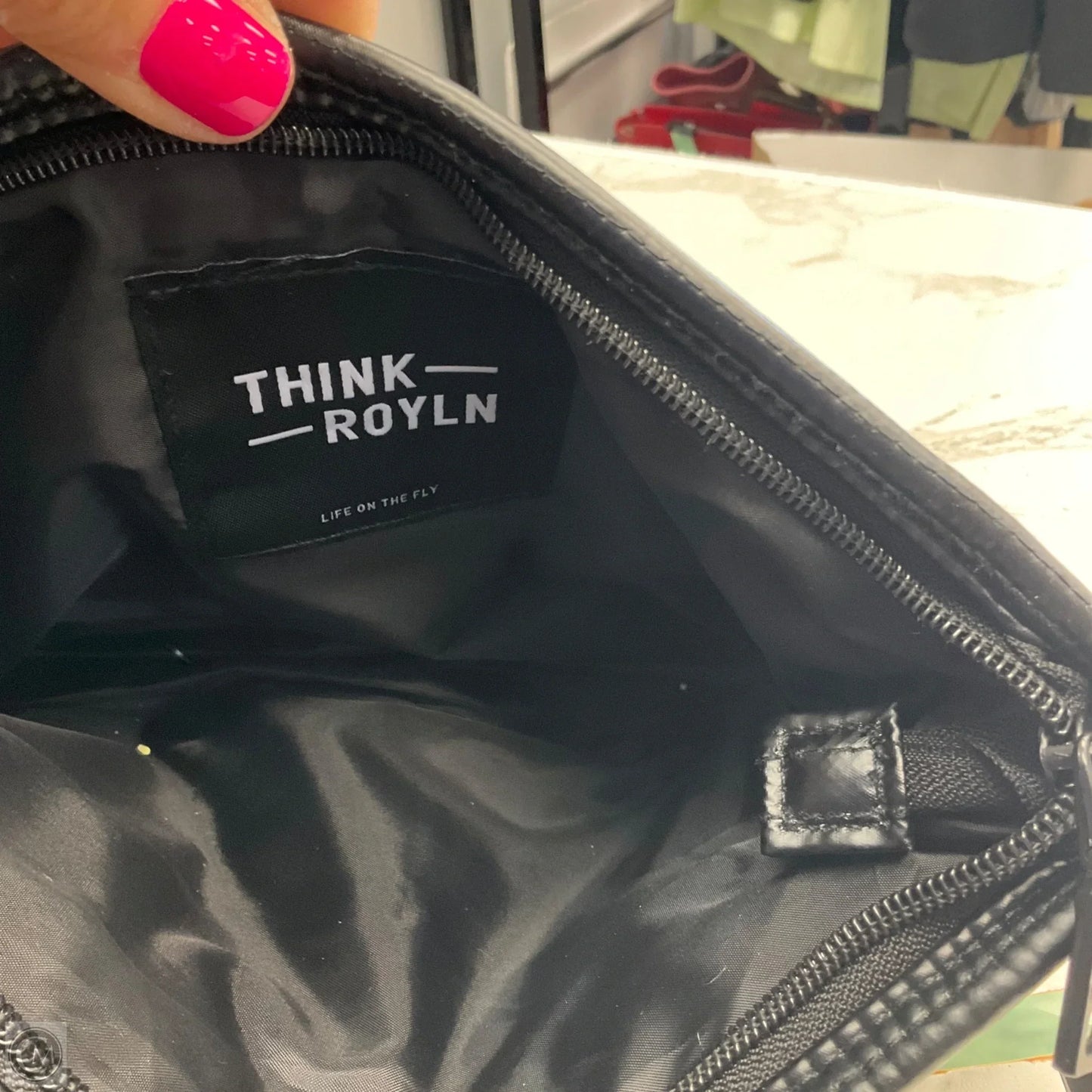 Crossbody By Think Royln, Size: Medium