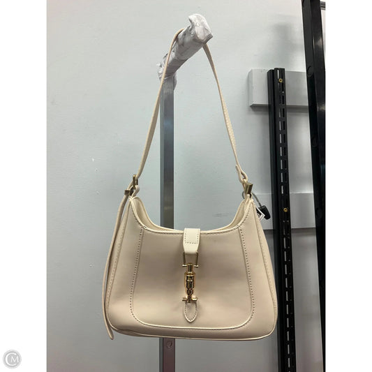 Handbag By Clothes Mentor, Size: Medium