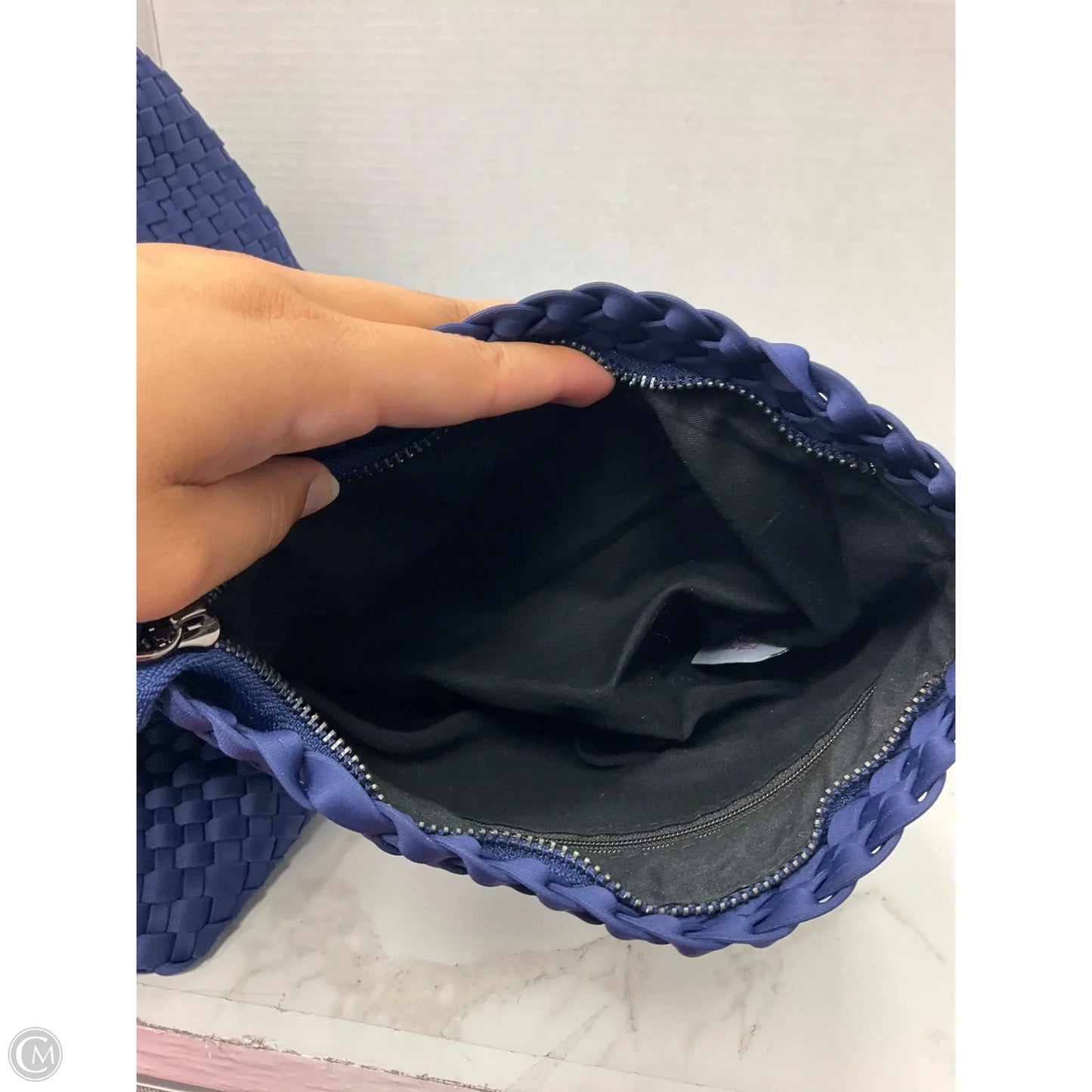 Tote By Clothes Mentor, Size: Large