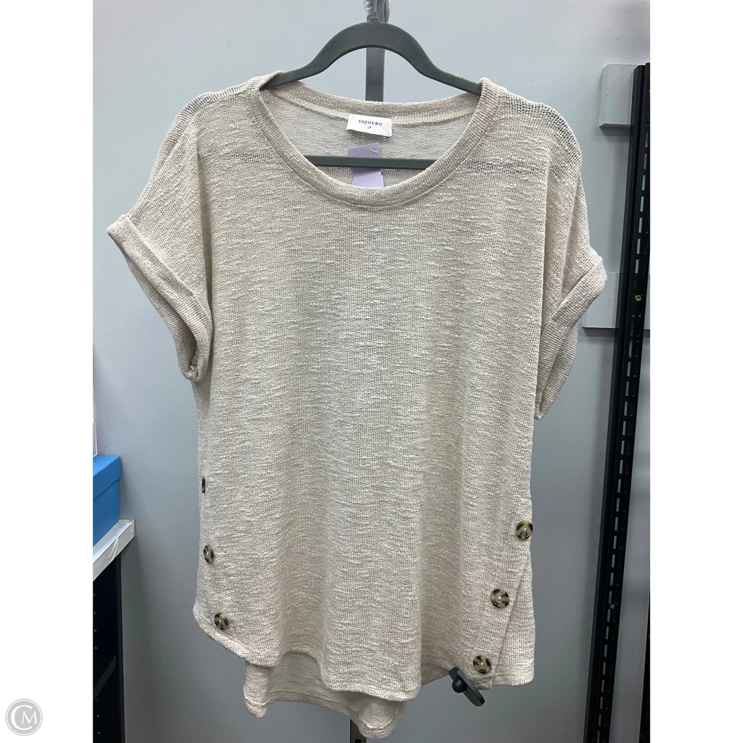 Top Short Sleeve By Cmc In Cream, Size: Lp
