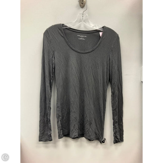 Top Long Sleeve Basic By Ann Taylor In Grey, Size: S
