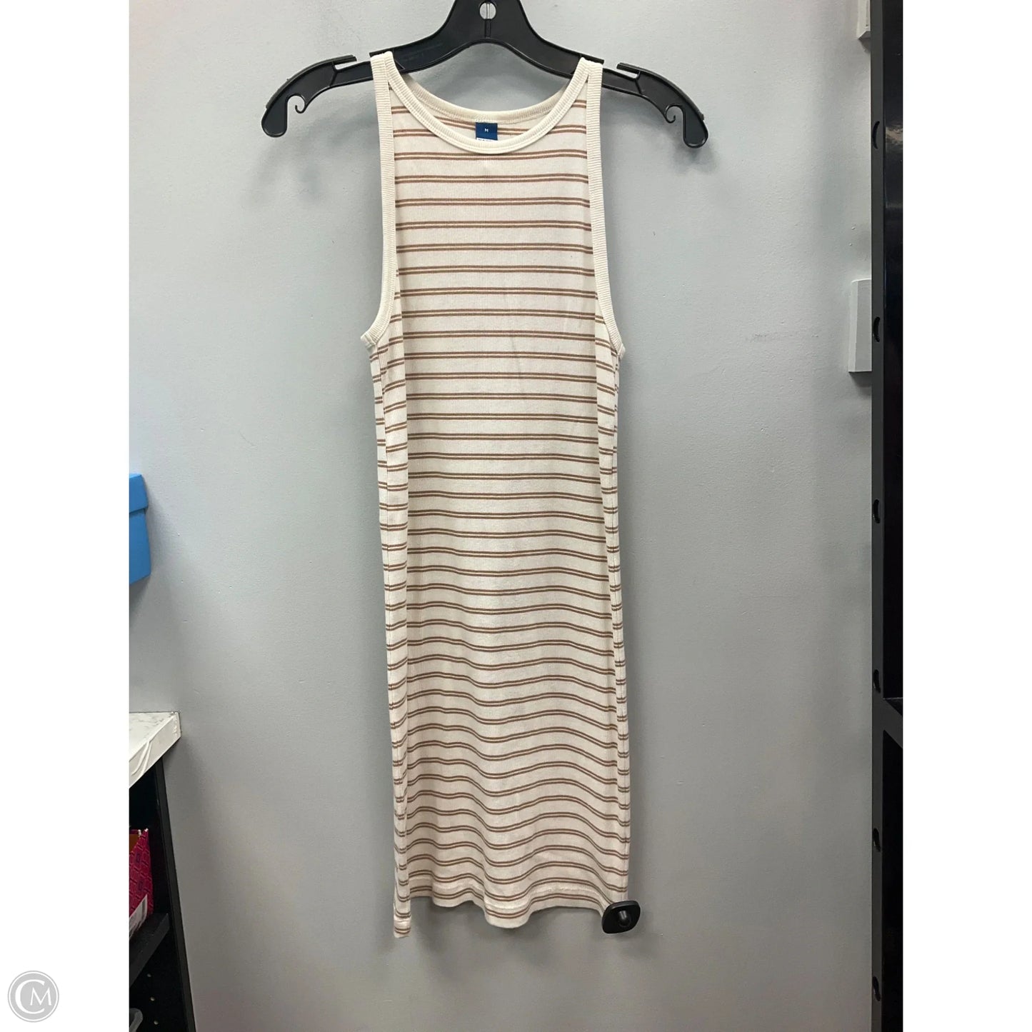 Dress Casual Short By Old Navy In Striped Pattern, Size: M