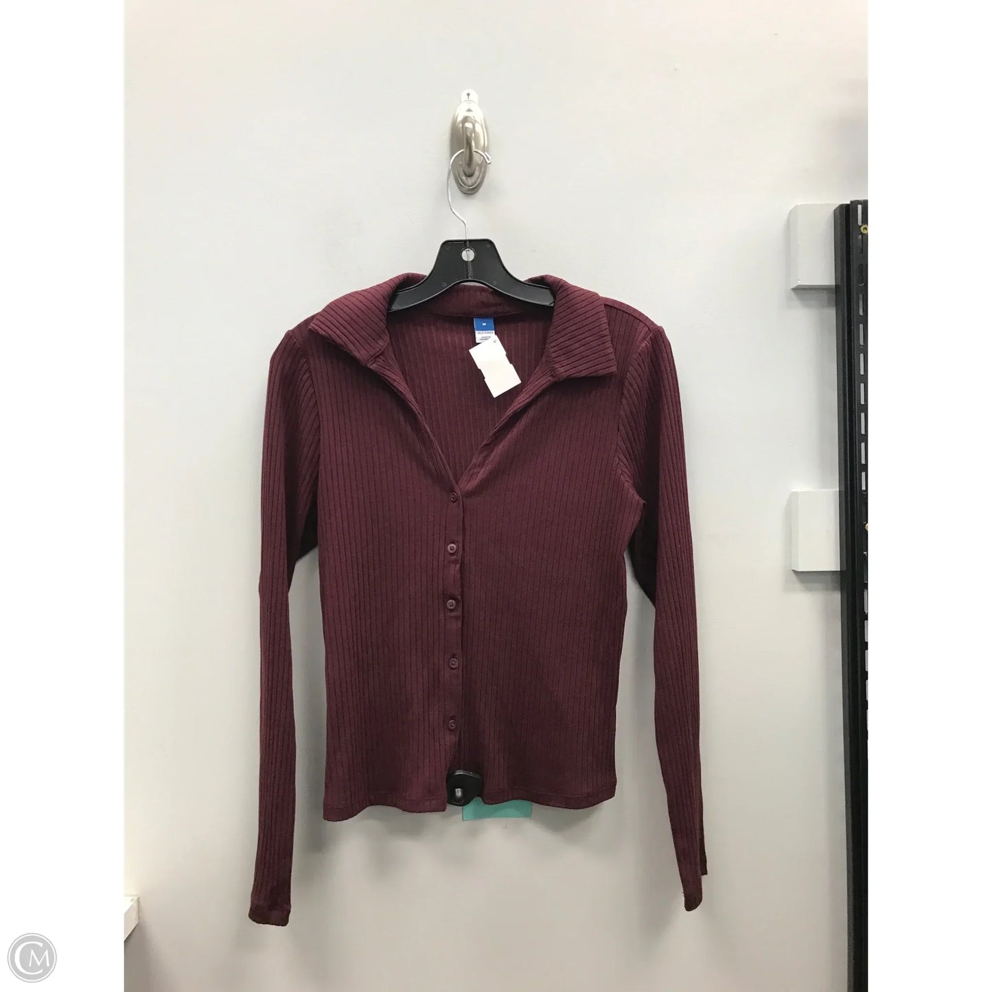 Top Long Sleeve By Old Navy In Maroon, Size: M