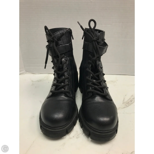 Boots Combat By Guess In Black, Size: 6