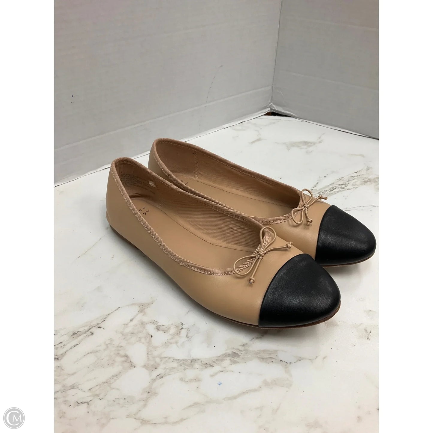 Shoes Flats By A New Day In Black & Tan, Size: 8