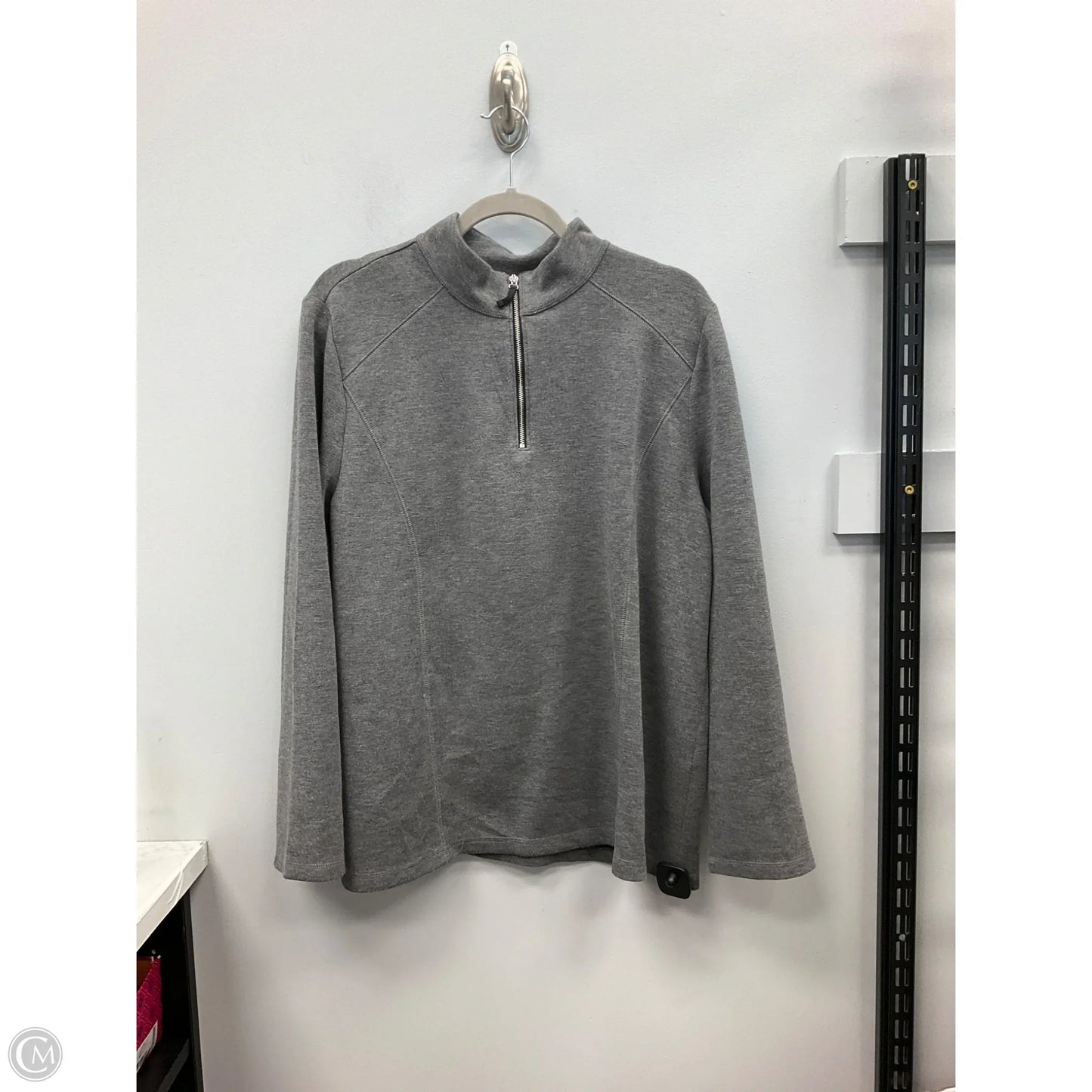 Top Long Sleeve By Chicos In Grey, Size: Xl