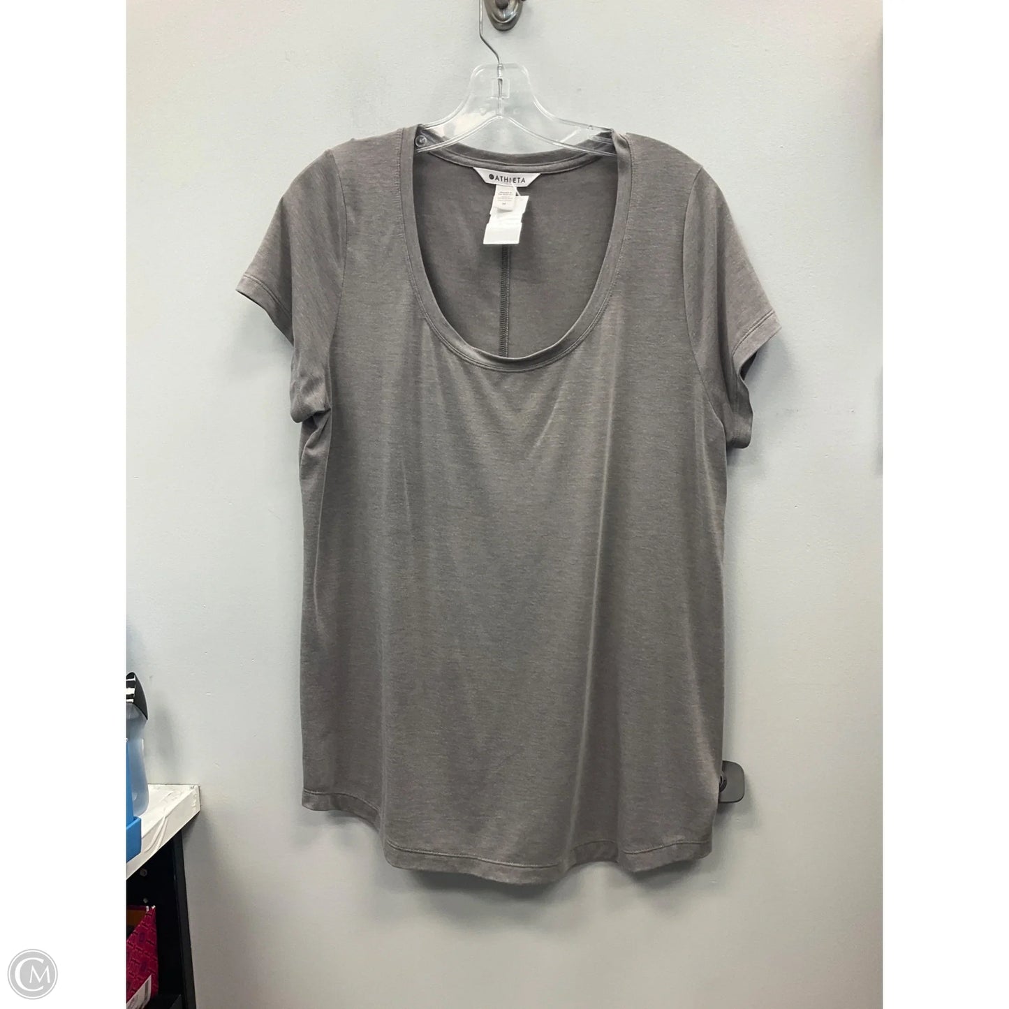 Athletic Top Short Sleeve By Athleta In Grey, Size: M