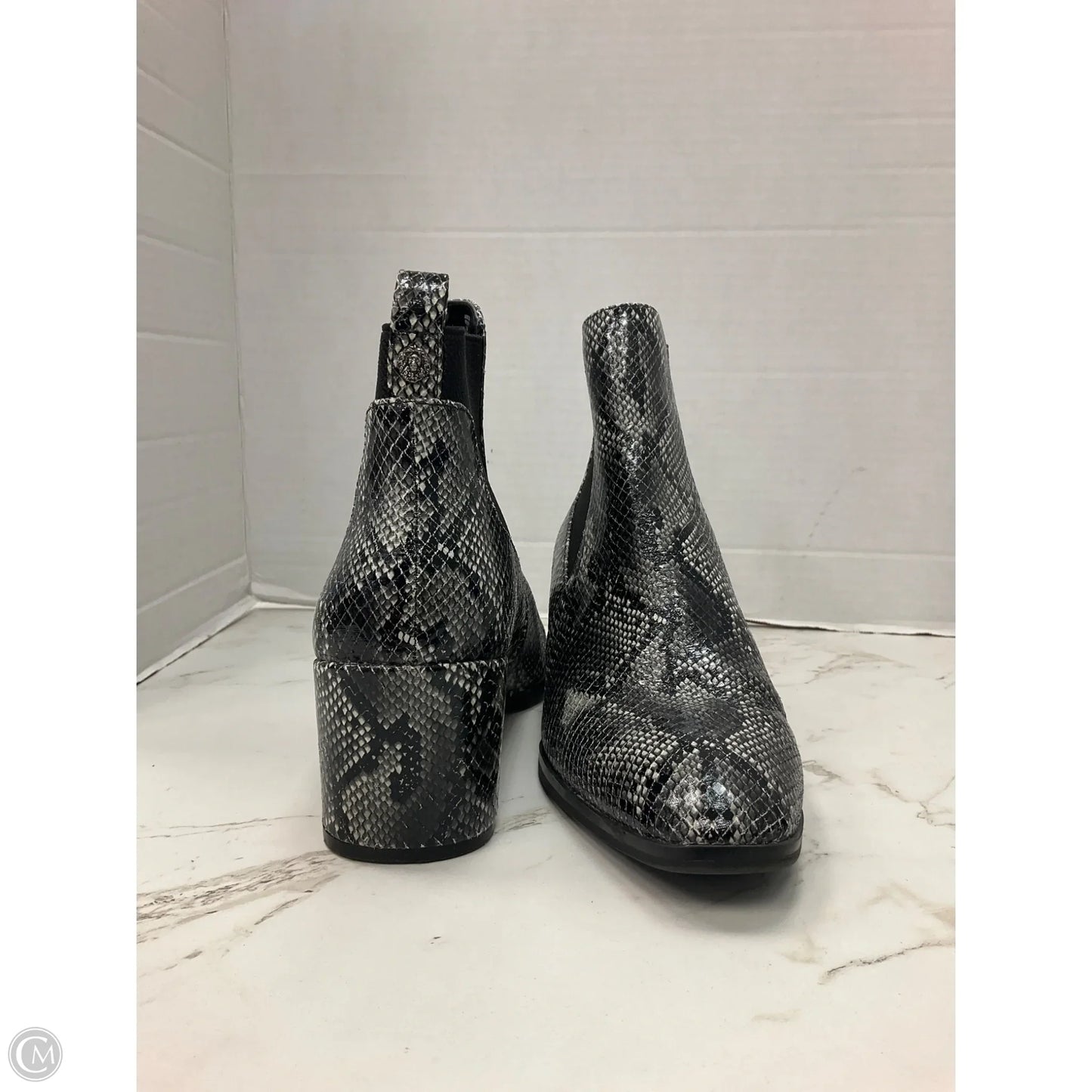 Boots Ankle Heels By Anne Klein In Snakeskin Print, Size: 6.5