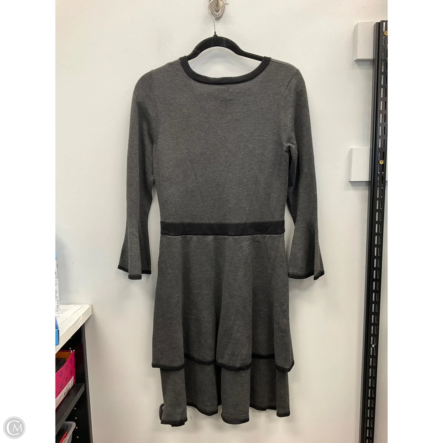 Dress Casual Midi By Clothes Mentor In Grey, Size: M