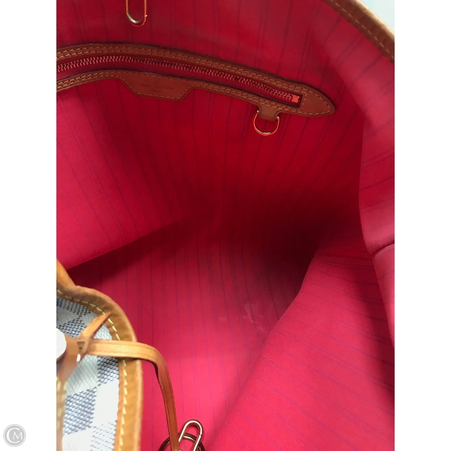 Handbag Luxury Designer By Louis Vuitton, Size: Medium
