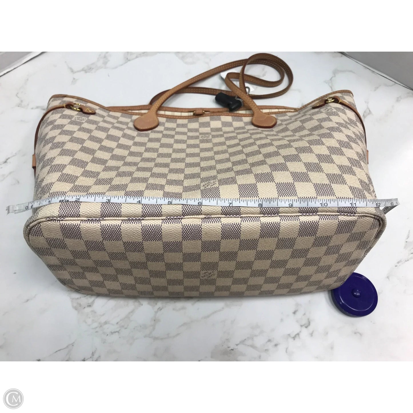 Handbag Luxury Designer By Louis Vuitton, Size: Medium