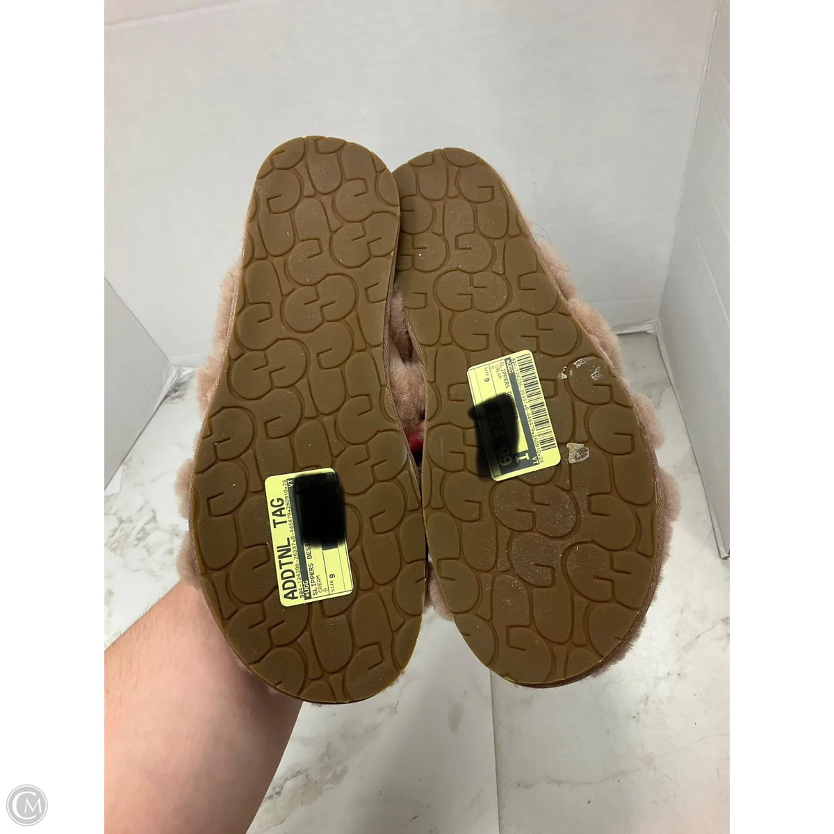 Slippers Designer By Ugg In Cream, Size: 9