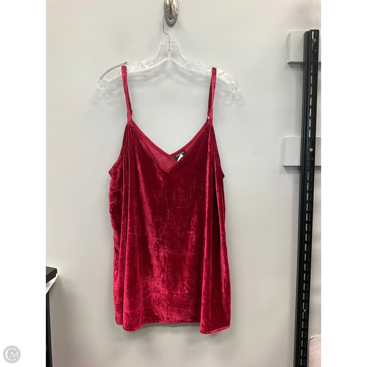 Top Sleeveless By Torrid In Red, Size: 2x