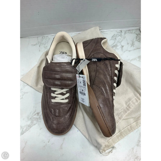 Shoes Sneakers By Zara In Brown, Size: 8