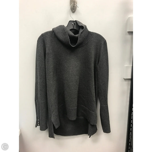 Top Long Sleeve By Cable And Gauge In Grey, Size: L