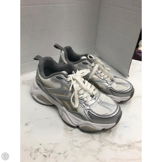 Shoes Athletic By Reebok In Silver & White, Size: 8