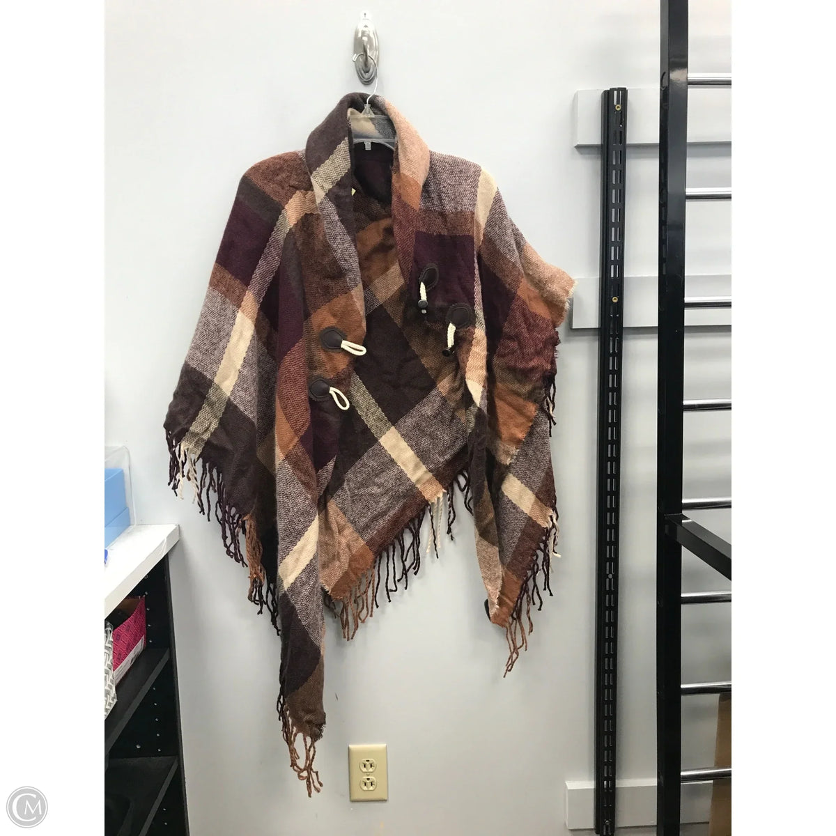 Shawl By Clothes Mentor In Checkered Pattern, Size: Osfm