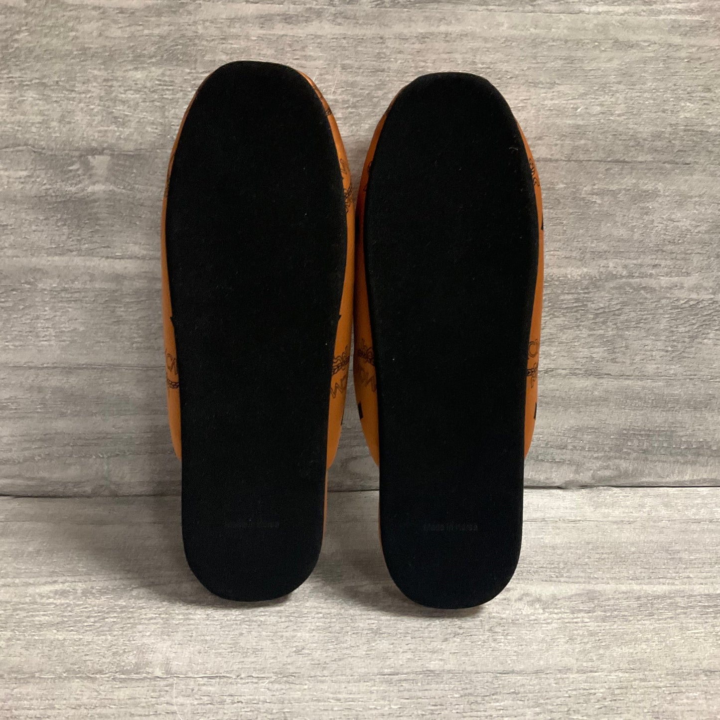 Slippers Luxury Designer By Mcm In Brown