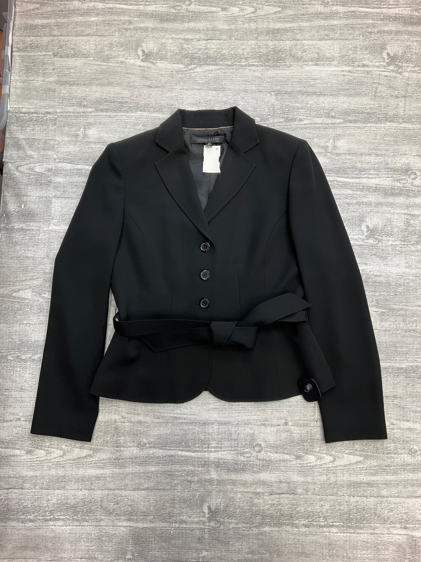 Blazer By Anne Klein In Black, Size: 6