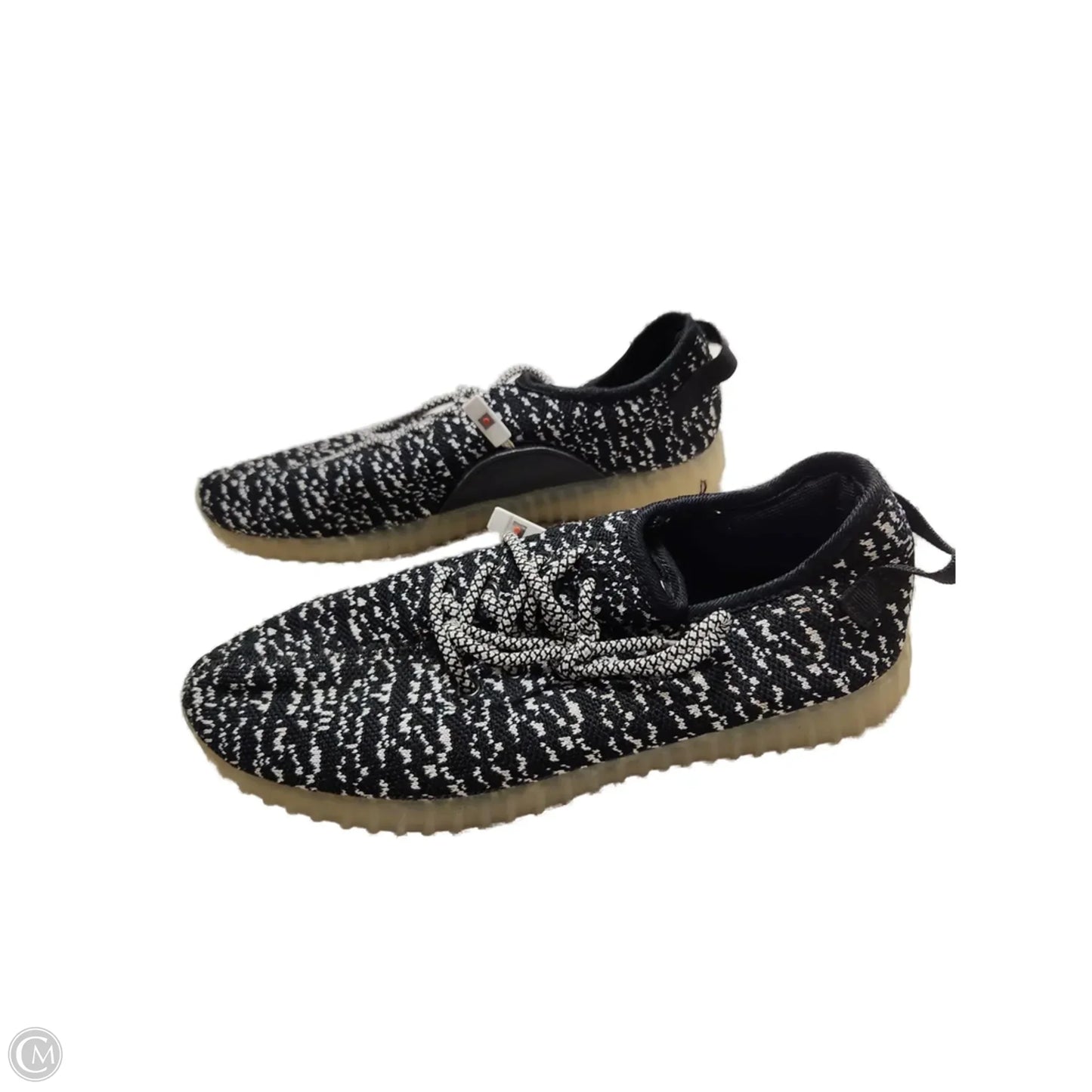 Shoes Athletic By Clothes Mentor In Black & White, Size: 10