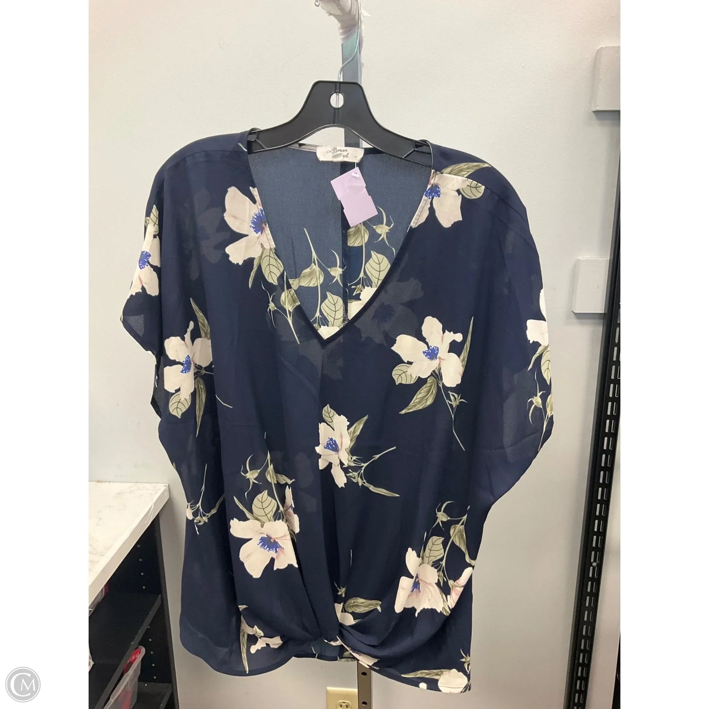 Top Short Sleeve By Clothes Mentor In Navy, Size: Xxl