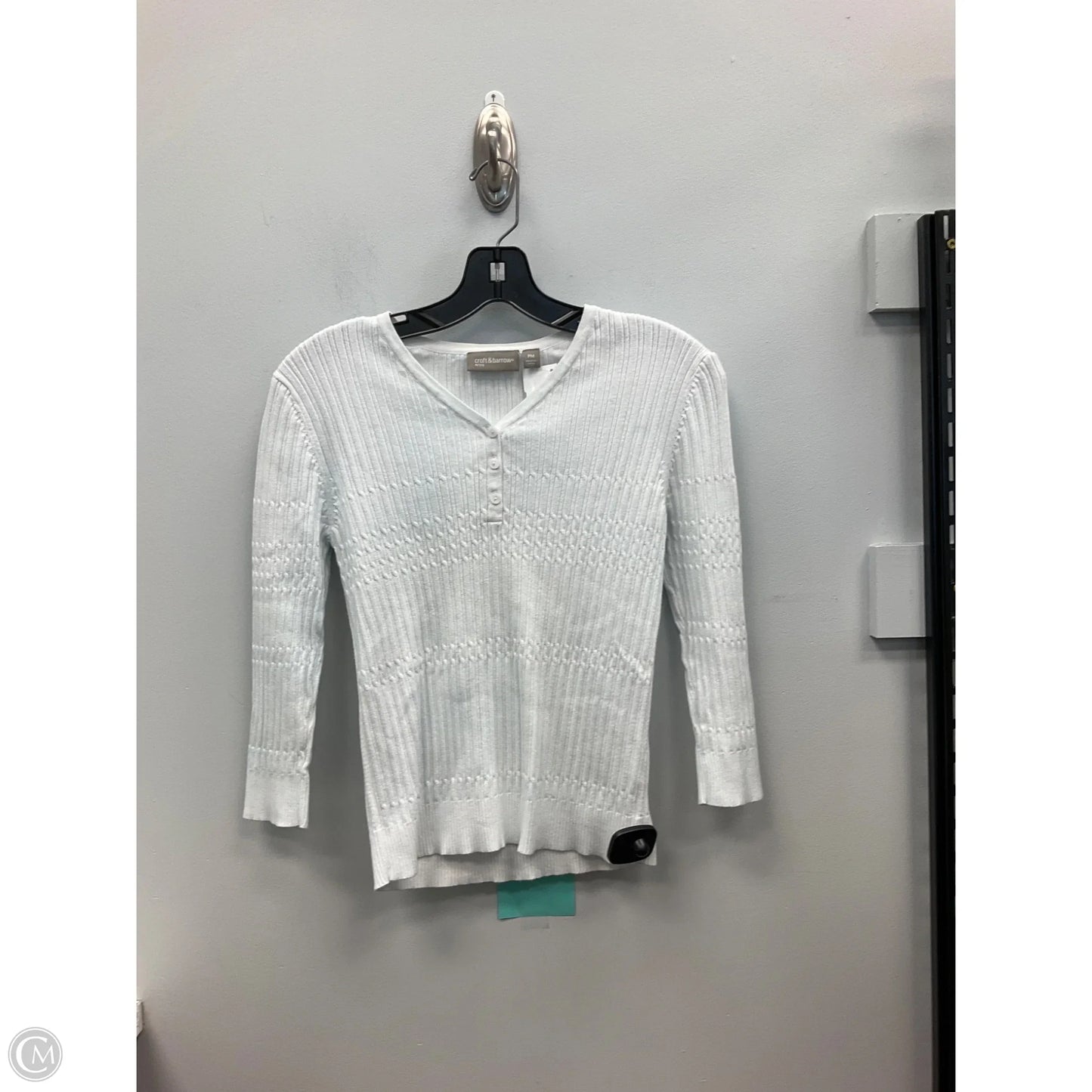 Top 3/4 Sleeve By Croft And Barrow In Cream, Size: M