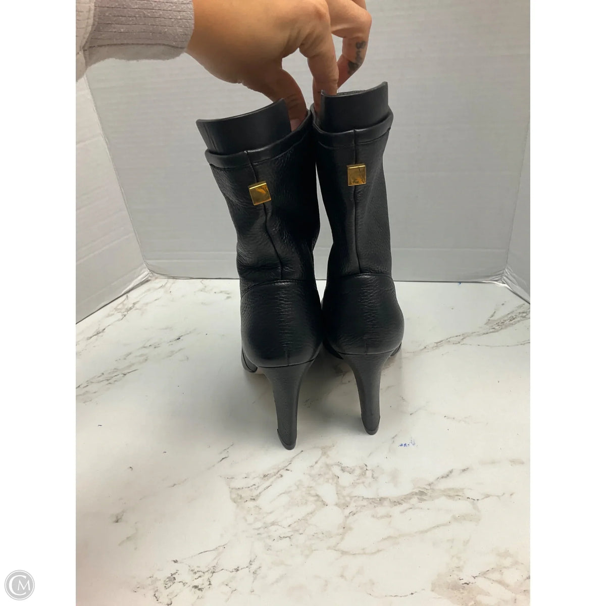 Boots Designer By Stuart Weitzman In Black, Size: 9