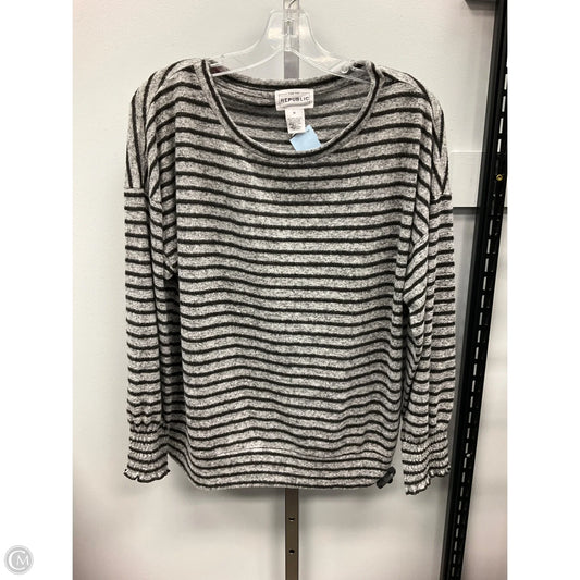 Top Long Sleeve By Clothes Mentor In Black & Grey, Size: M