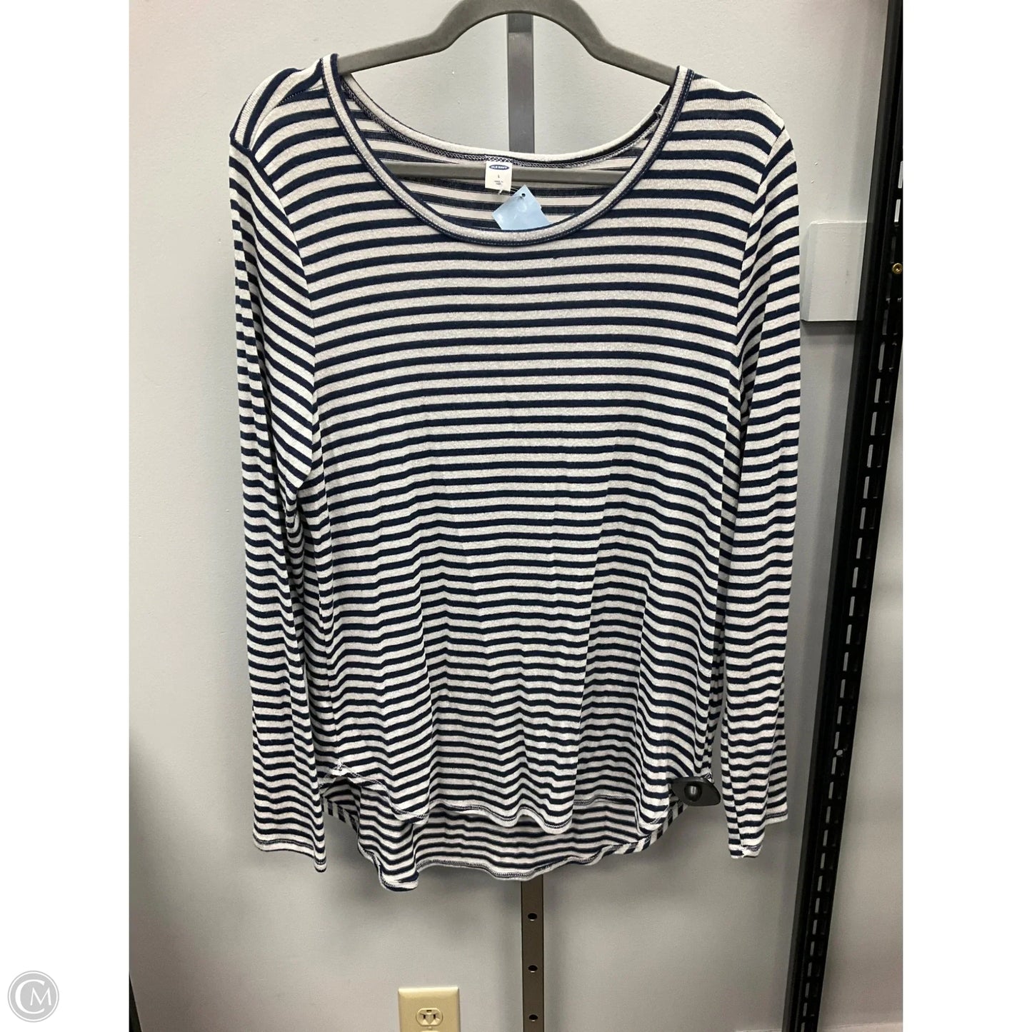Top Long Sleeve By Old Navy In Blue & White, Size: L