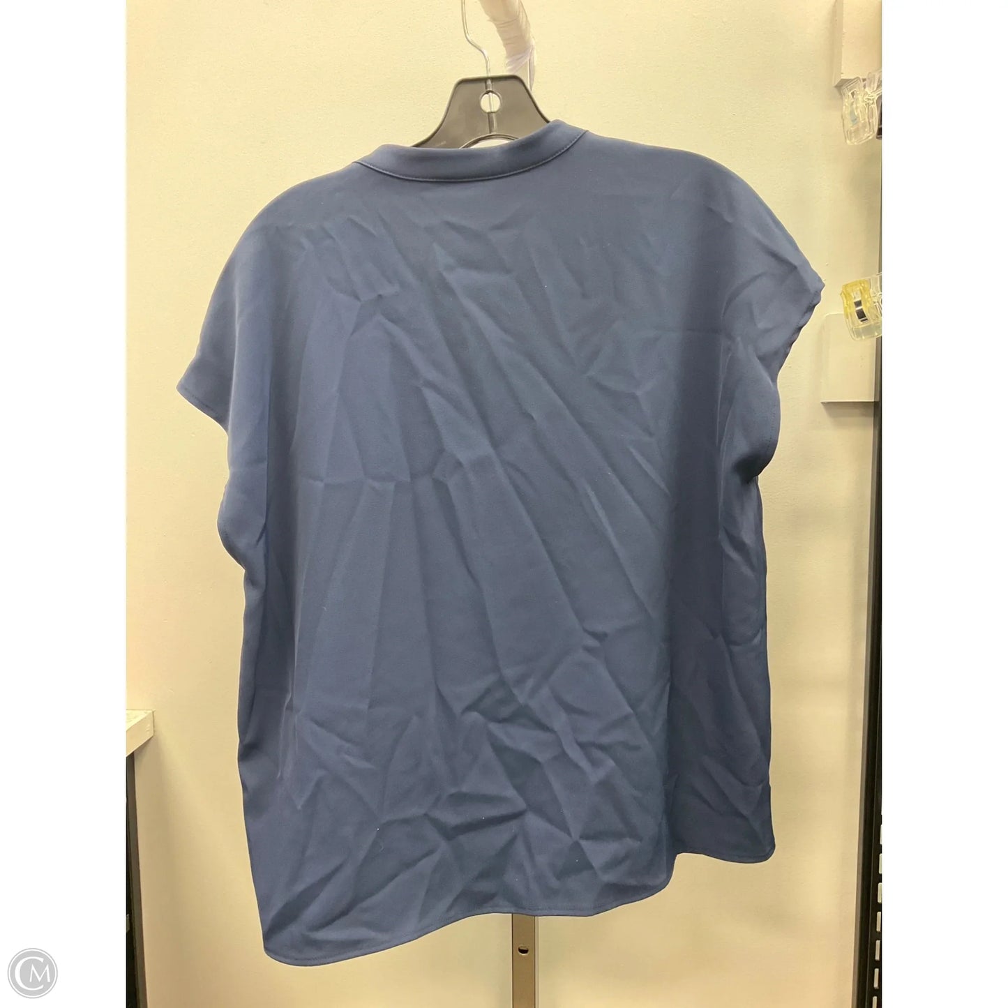 Top Short Sleeve By Melloday In Navy, Size: M