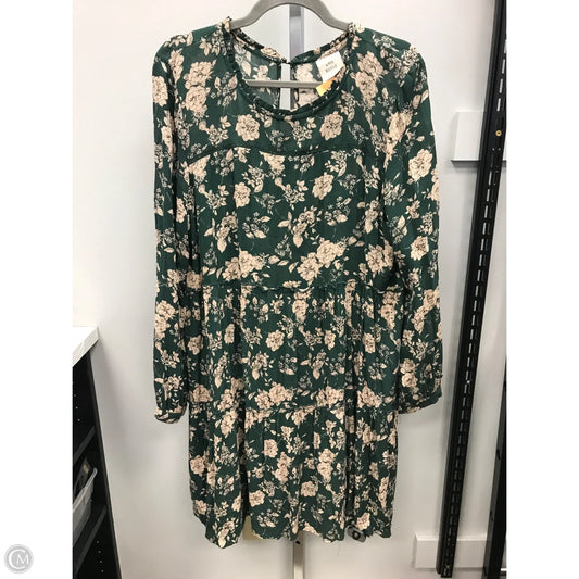 Dress Casual Short By Knox Rose In Green, Size: M