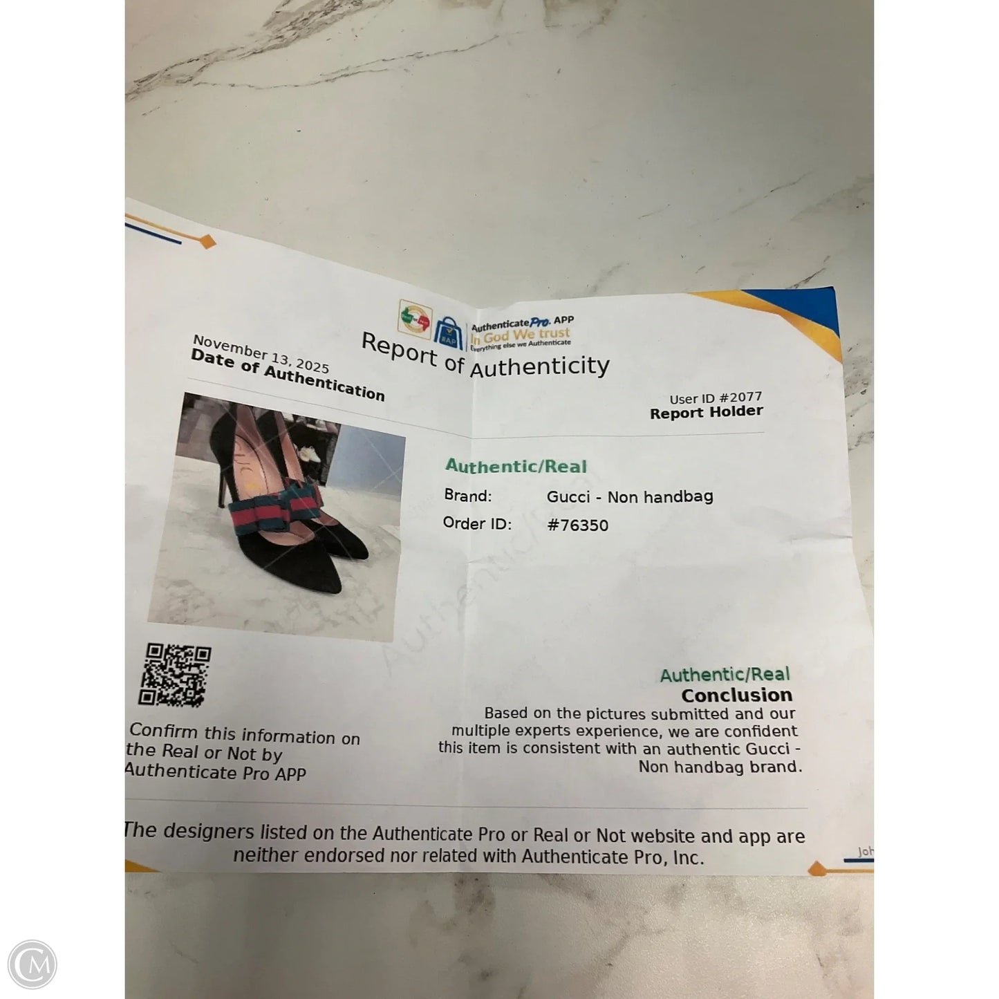 Shoes Luxury Designer By Gucci In Black, Size: 8.5