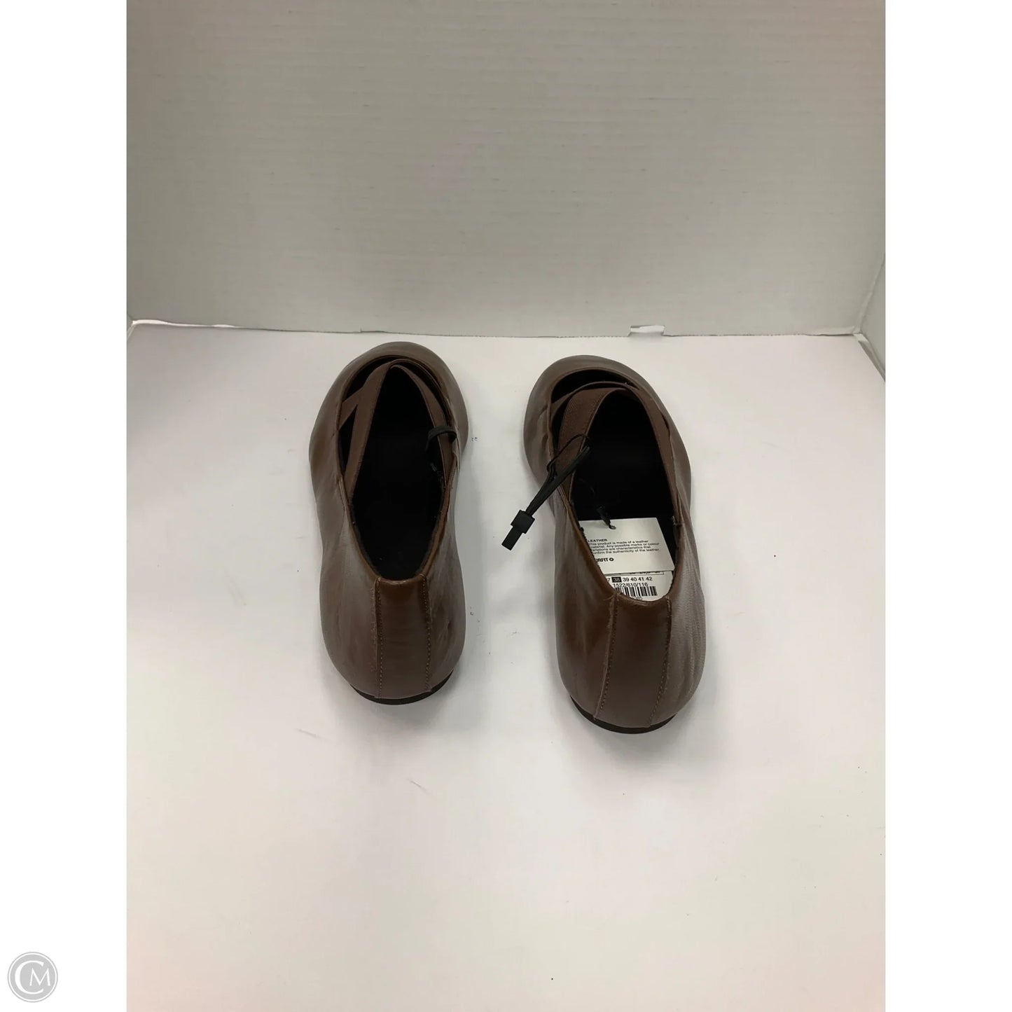 Shoes Flats By Zara In Brown, Size: 7.5