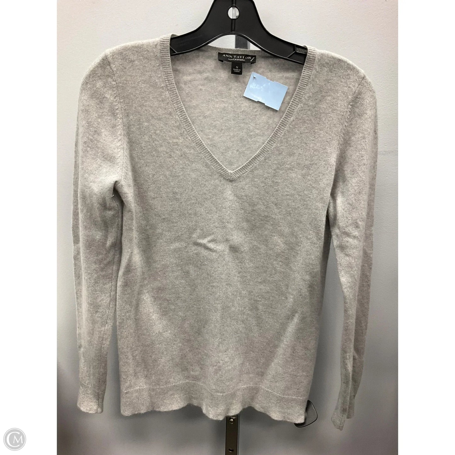 Sweater Cashmere By Ann Taylor In Grey, Size: S