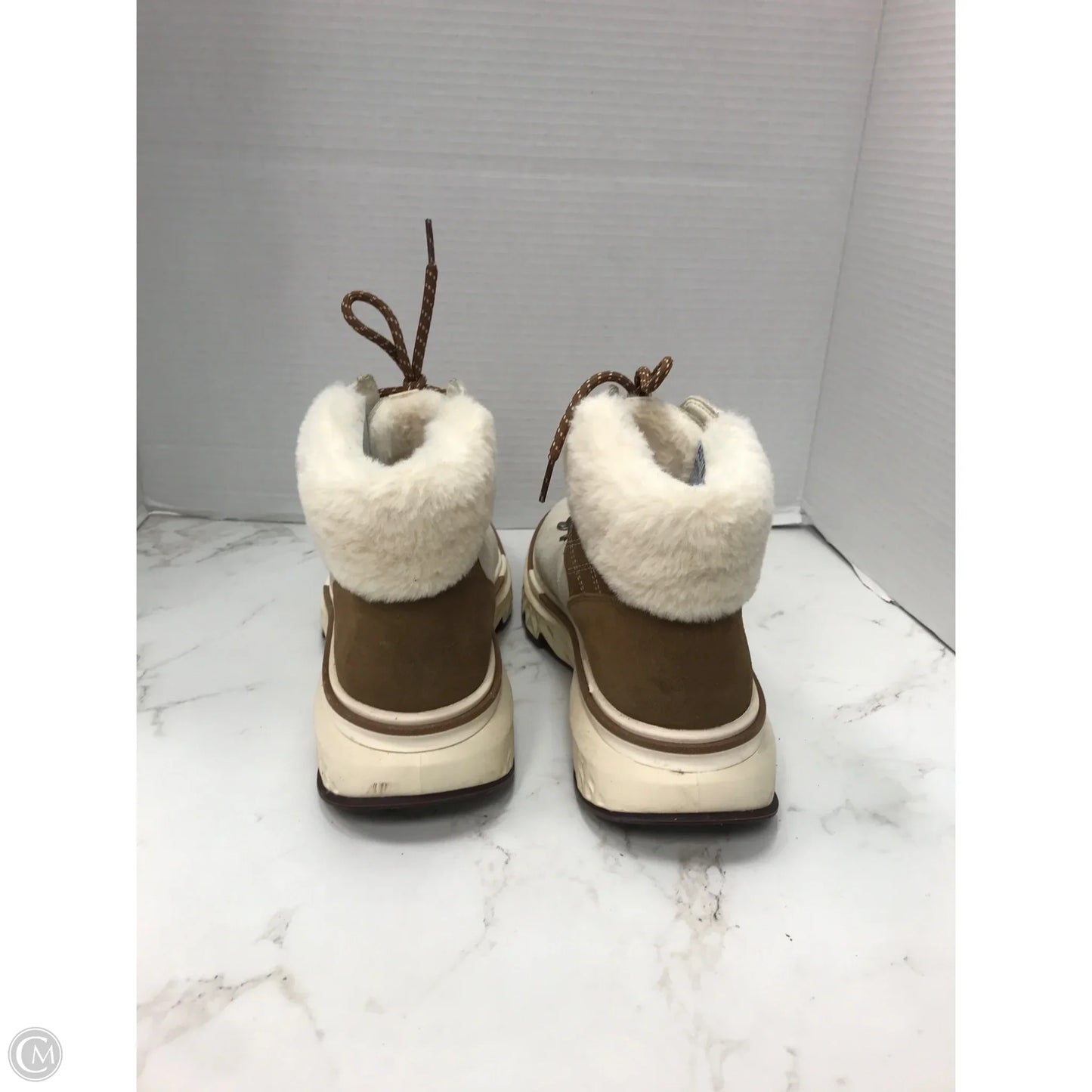 Boots Snow By Cole-haan In Beige, Size: 7.5