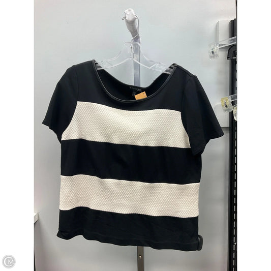 Top Short Sleeve By Express In Blue & Cream, Size: M