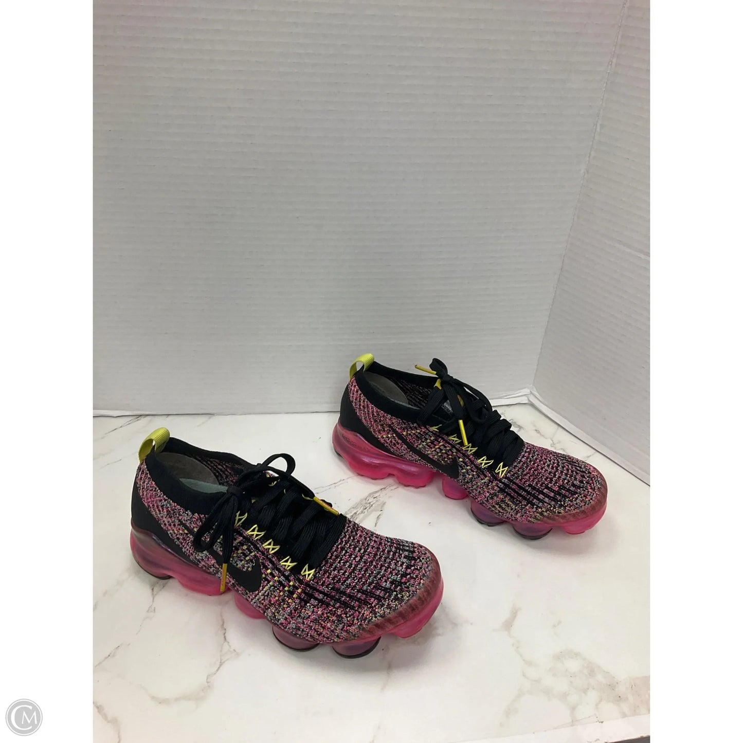 Shoes Athletic By Nike In Black & Pink, Size: 7