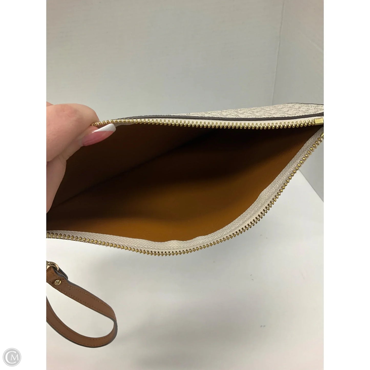 Wristlet Designer By Michael Kors, Size: Large