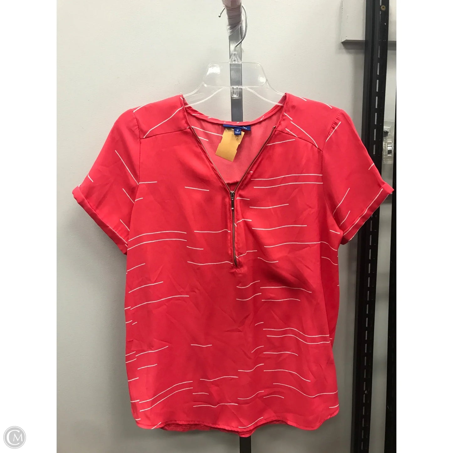 Top Short Sleeve By Apt 9 In Coral, Size: M