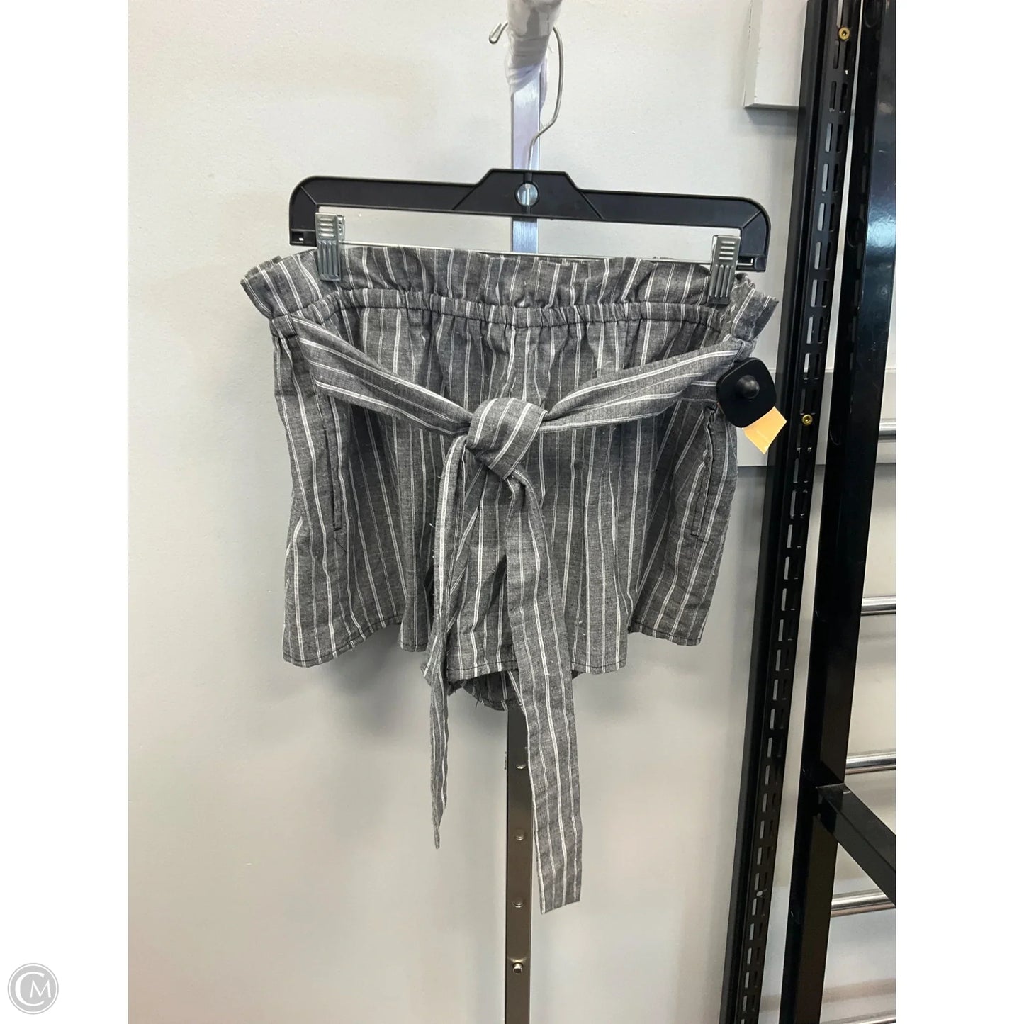 Shorts By Love Tree In Striped Pattern, Size: L