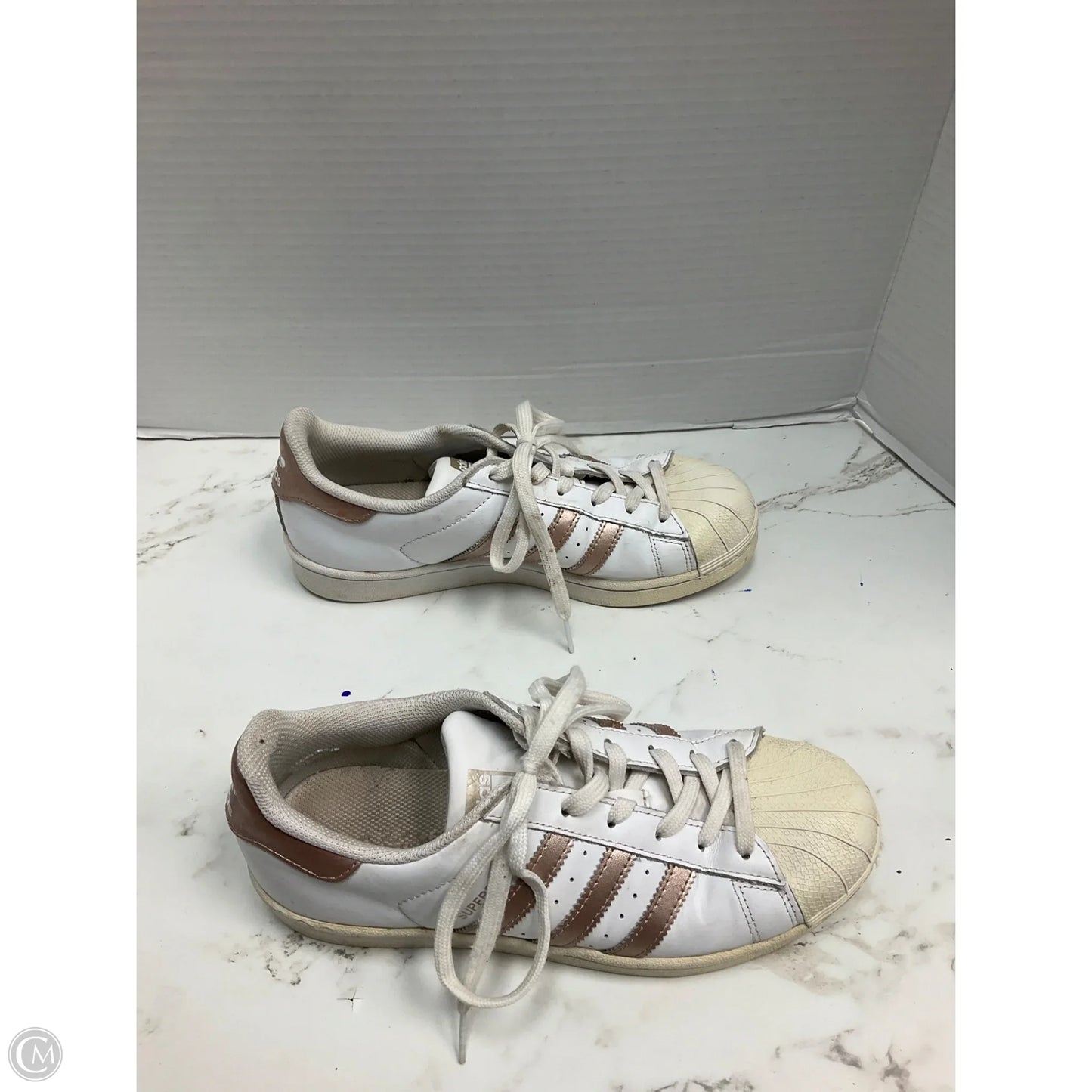 Shoes Sneakers By Adidas In White, Size: 7